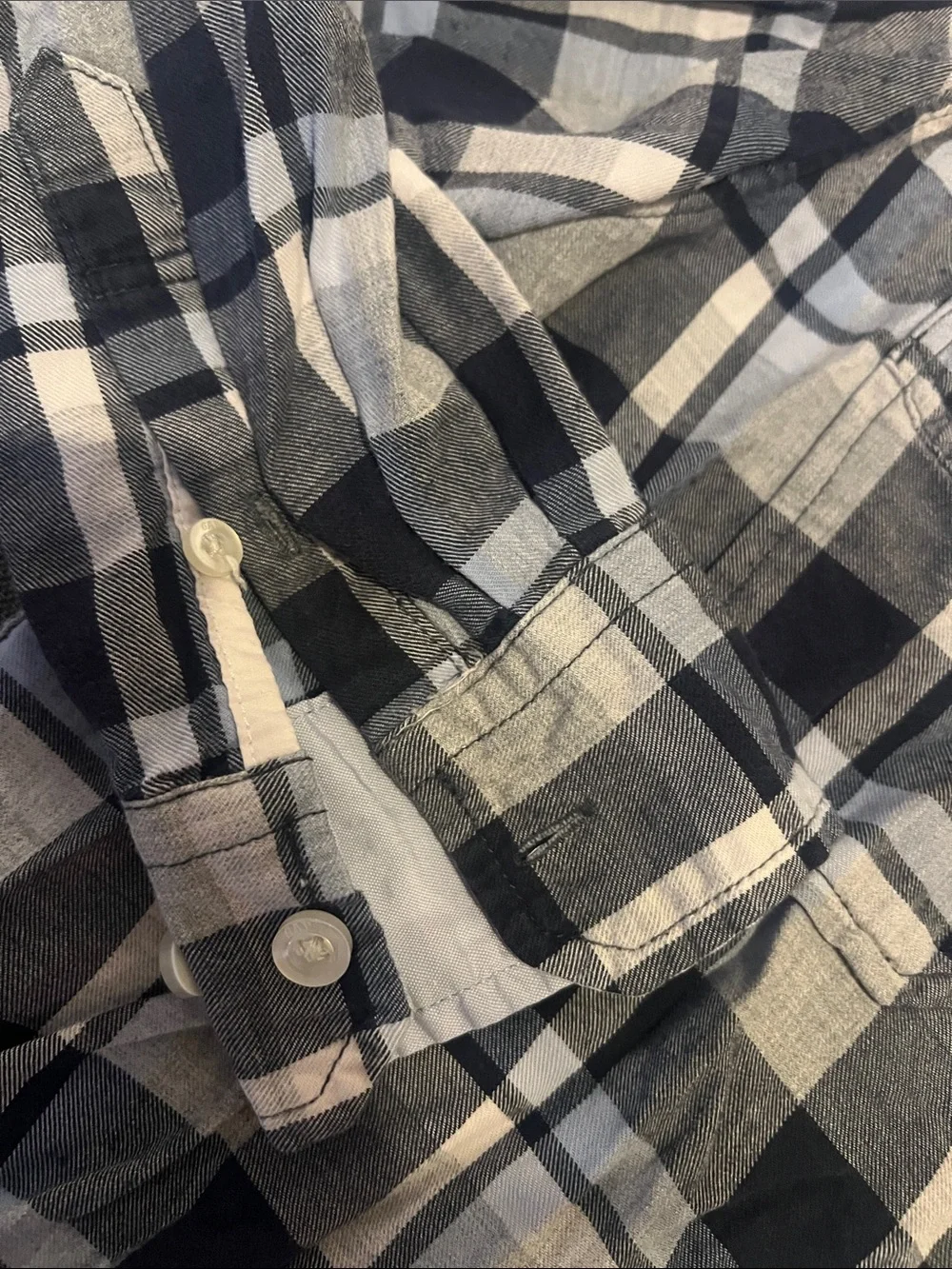 GAP plaid button